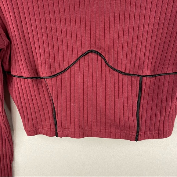 SHEIN Red Ribbed Knit Cropped Long Sleeve Top - Picture 2 of 4